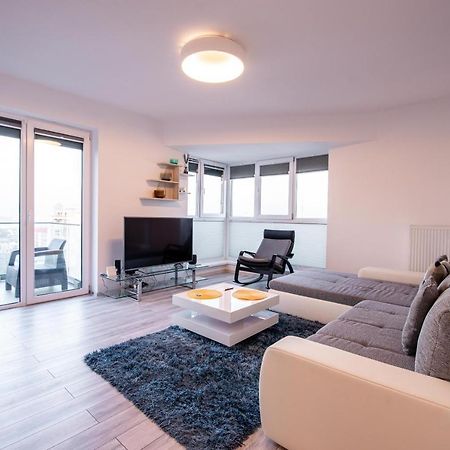 Luxury Westpark 2 Presidentialsuite With Lake View W4 Bucareste Exterior foto